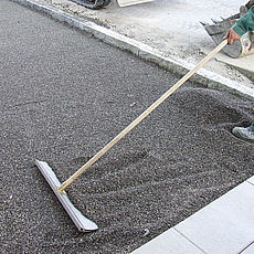 Минипрофилировщик для выравнивания поверхности перед укладкой тротуарной плитки MP
